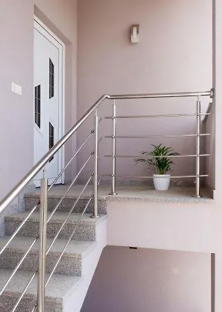 Summer House Apartment