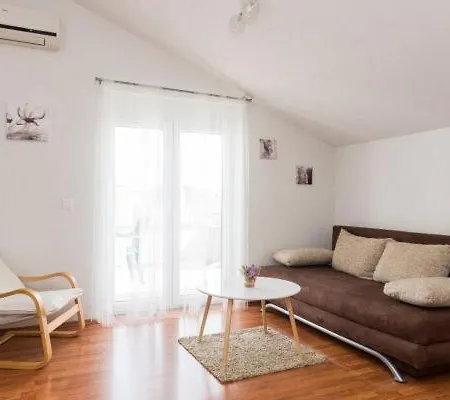 Apartment Summer House