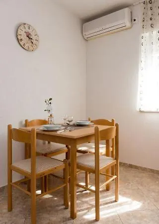 Summer House * Vodice