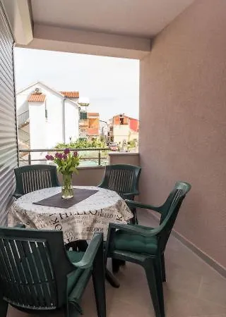 Apartment Summer House