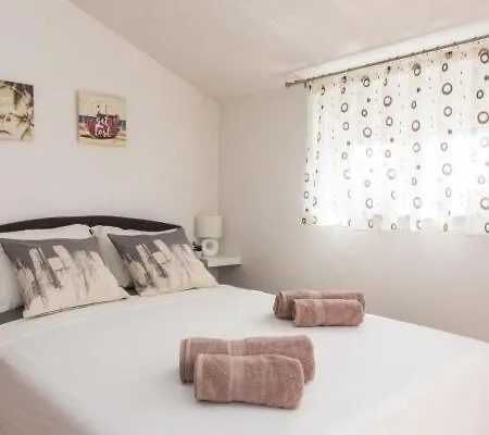 Summer House * Vodice