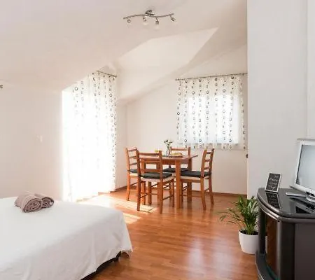 Summer House * Vodice